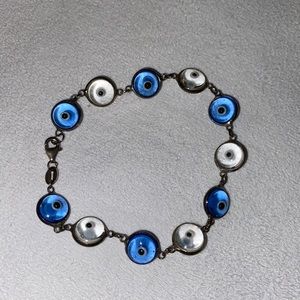 Rare Blue and clear eye bracelet!